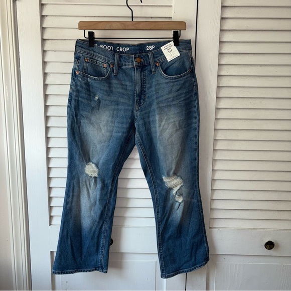 NWT J. Crew 9" demi-boot crop jean in Christy wash size 28 Petite Distressed - Picture 3 of 9